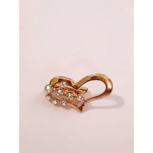 New Bijoux by Meera gold tone heart brooch rhinestones 1" bling